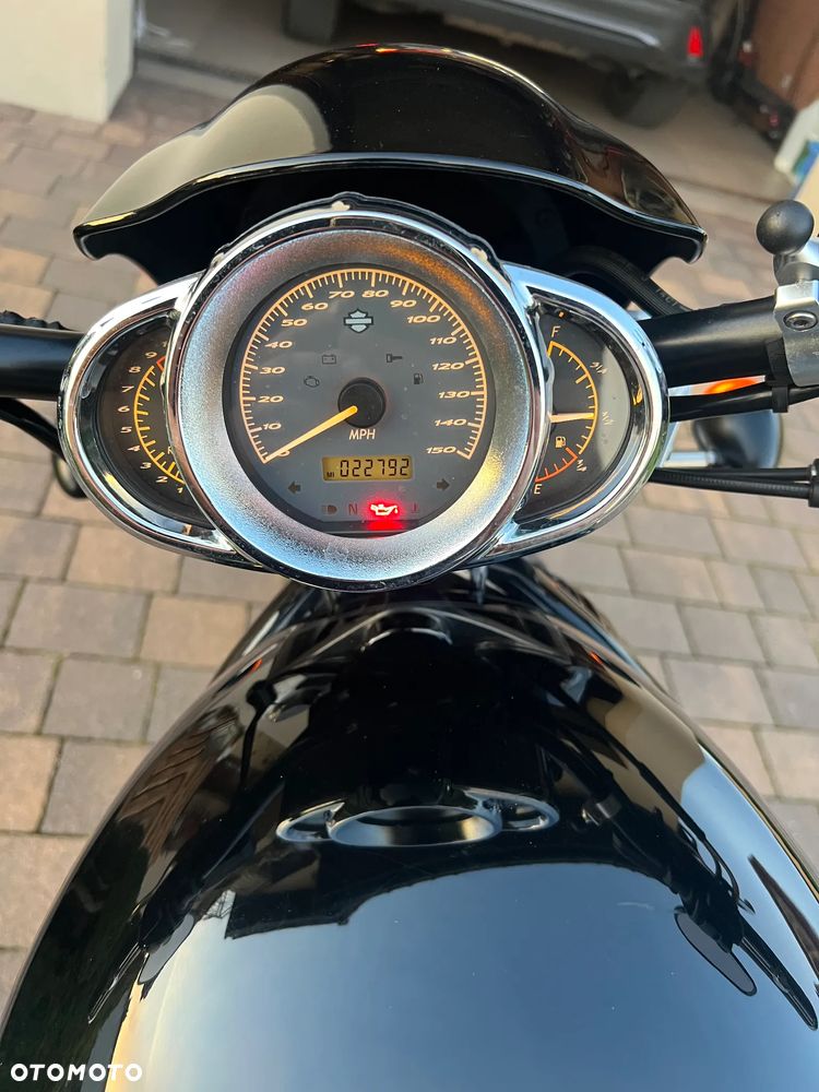 Harley-Davidson V-Rod Street Rod - 9