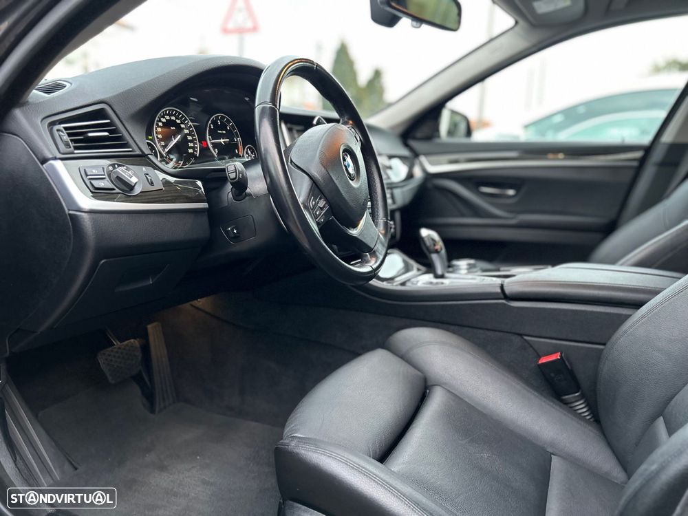 BMW 520 d Line Luxury Auto - 28