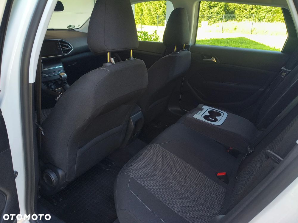 Peugeot 308 1.5 BlueHDi Business Line S&S - 10