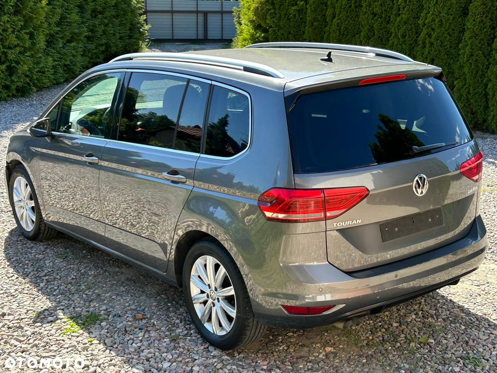 Volkswagen Touran 2.0 TDI SCR DSG ACTIVE - 4