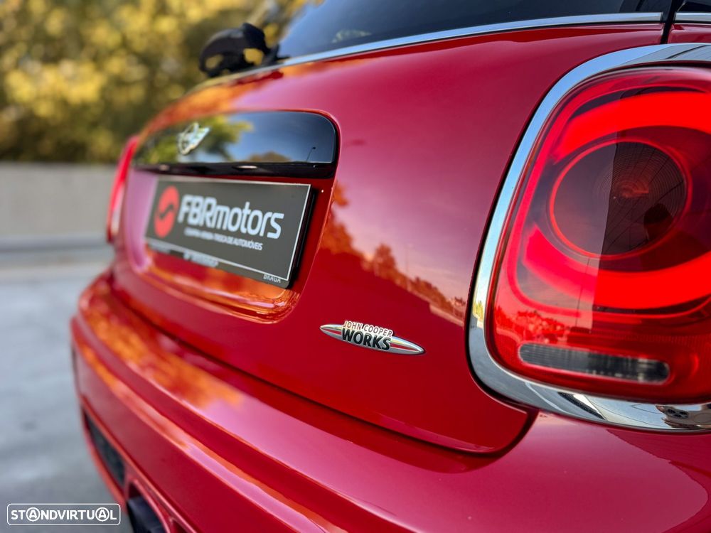MINI 3 Portas John Cooper Works Auto Desportiva - 18