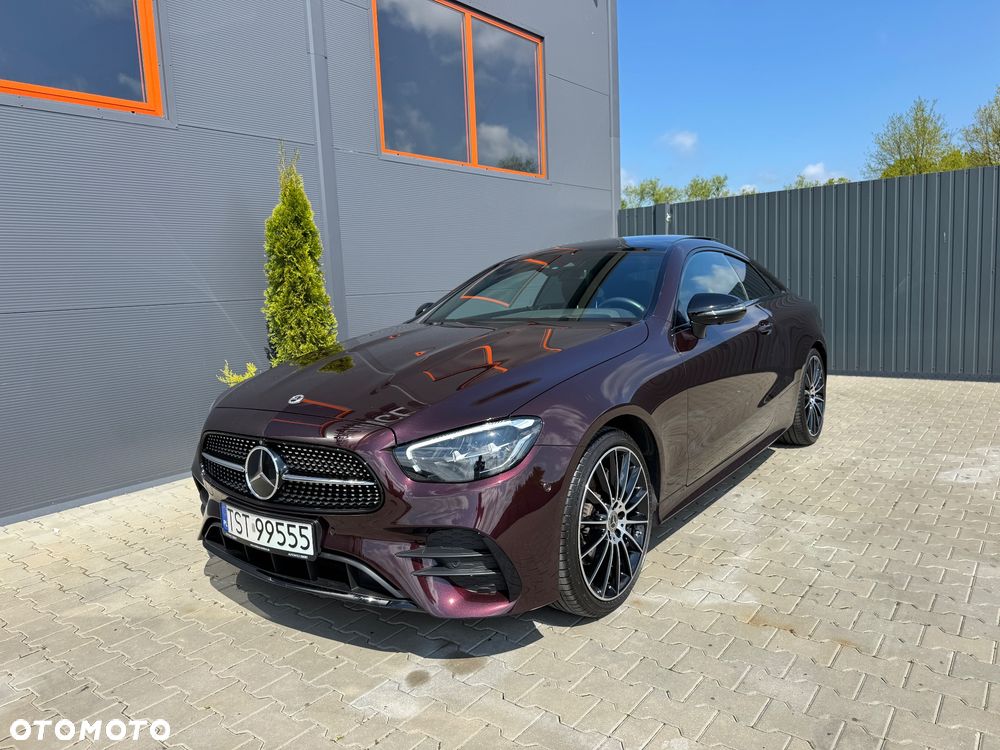 Mercedes-Benz Klasa E 300 d 4Matic 9G-TRONIC AMG Line - 4