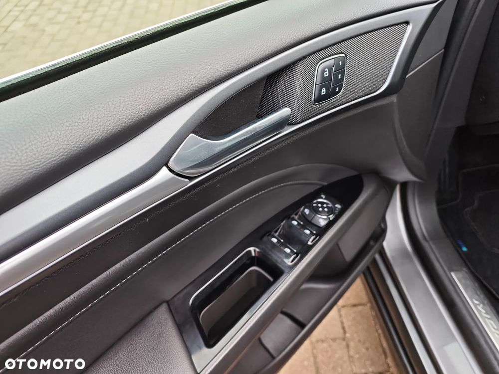 Ford Mondeo 2.0 TDCi STart-Stopp PowerShift-Aut Titanium - 17
