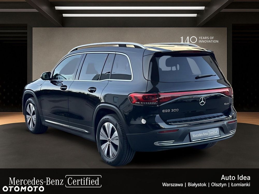 Mercedes-Benz EQB - 4
