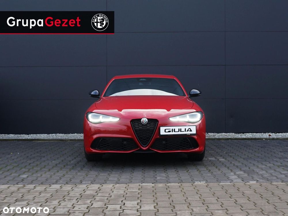 Alfa Romeo Giulia - 10