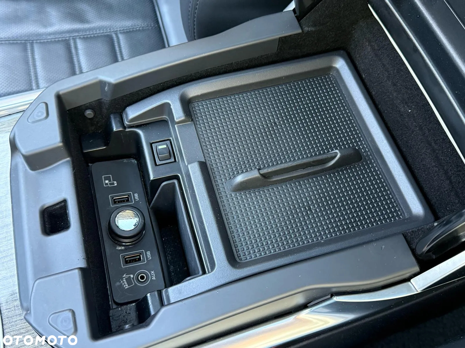 Land Rover Range Rover Sport - 24