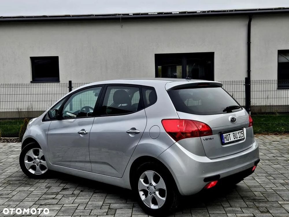 Kia Venga 1.6 CVVT Automatik Dream-Team Edition - 8