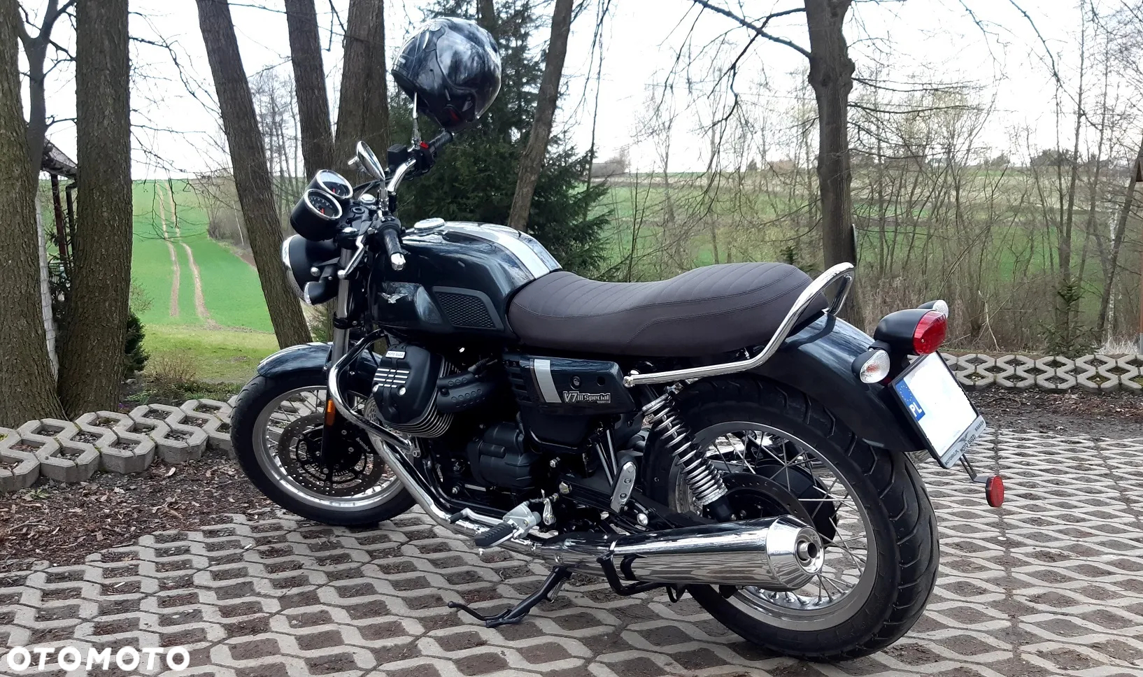 Moto Guzzi V7 - 2