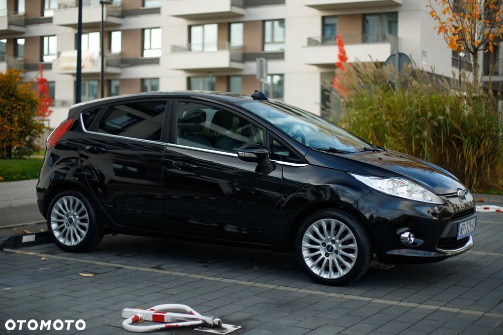 Ford Fiesta 1.25 Titanium X - 16