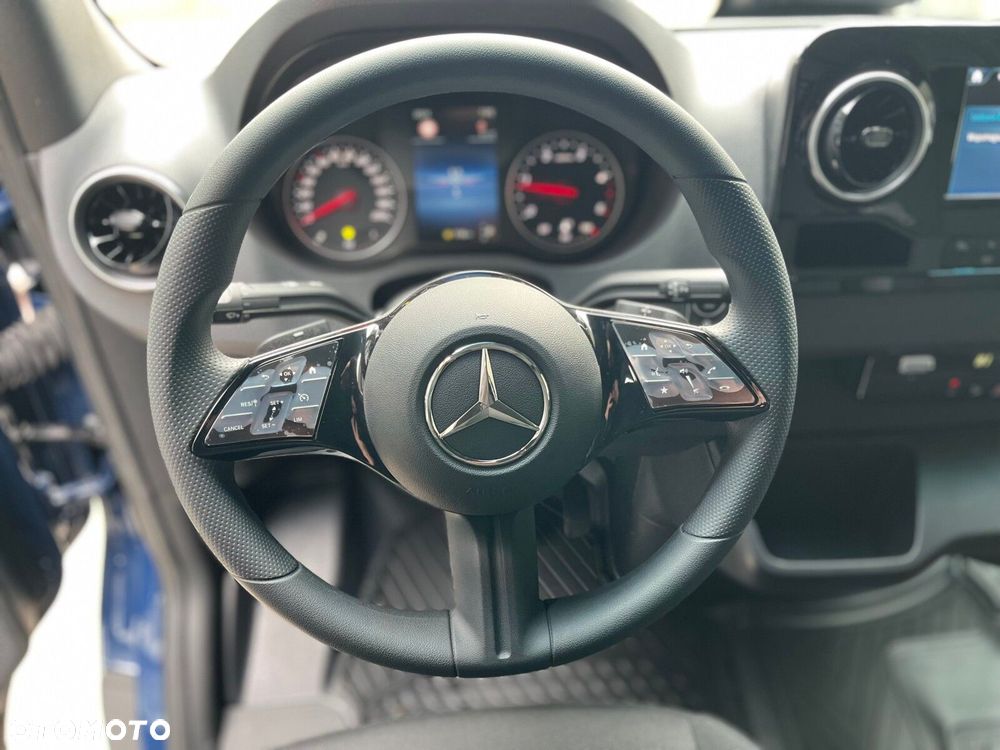 Mercedes-Benz Sprinter 319 CDI KA OM654 - 17