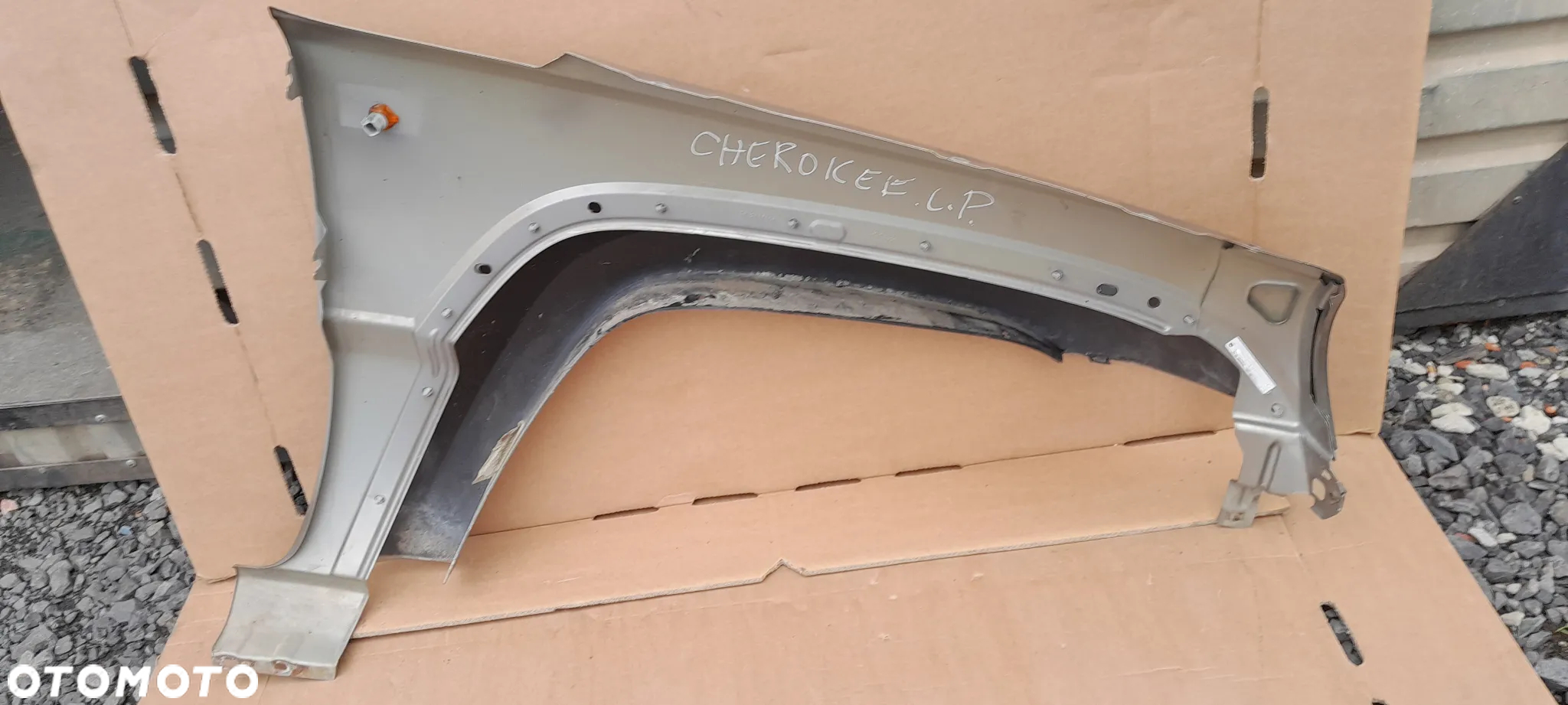 JEEP CHEROKEE KJ 01-08 BŁOTNIK LEWY PRZÓD ŁADNY - 3