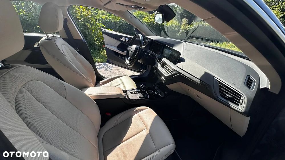 BMW Seria 2 220i - 7