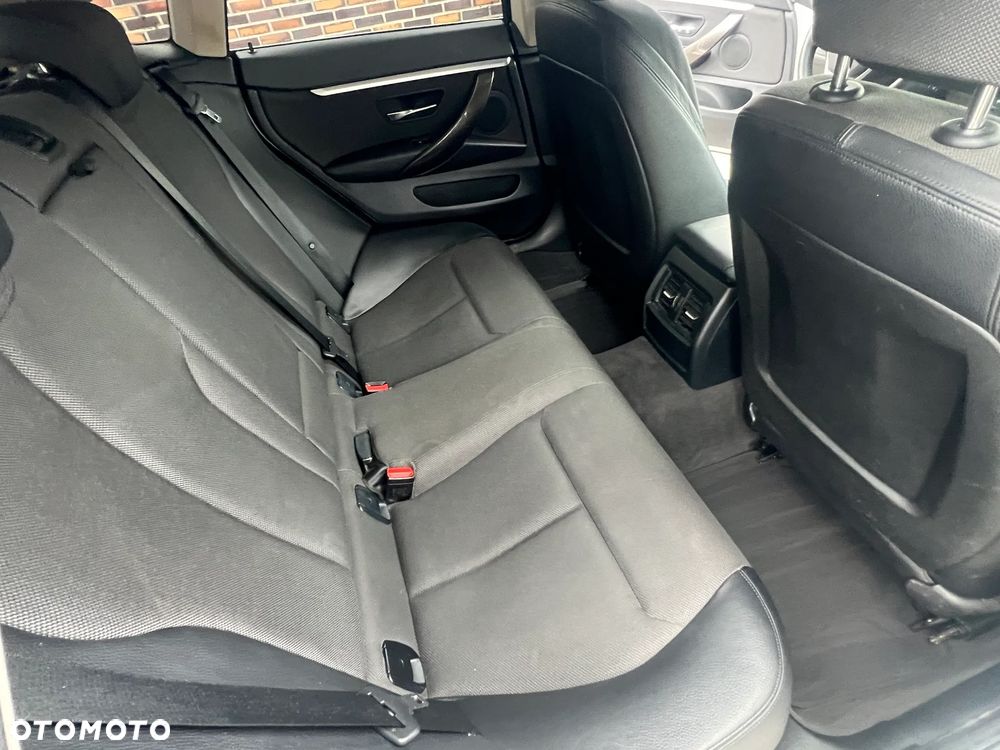 BMW Seria 4 420d xDrive Sport-Aut Modern Line - 18