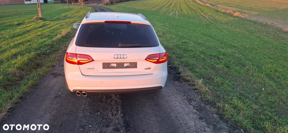 Audi A4 Avant 2.0 TDI Quattro - 12