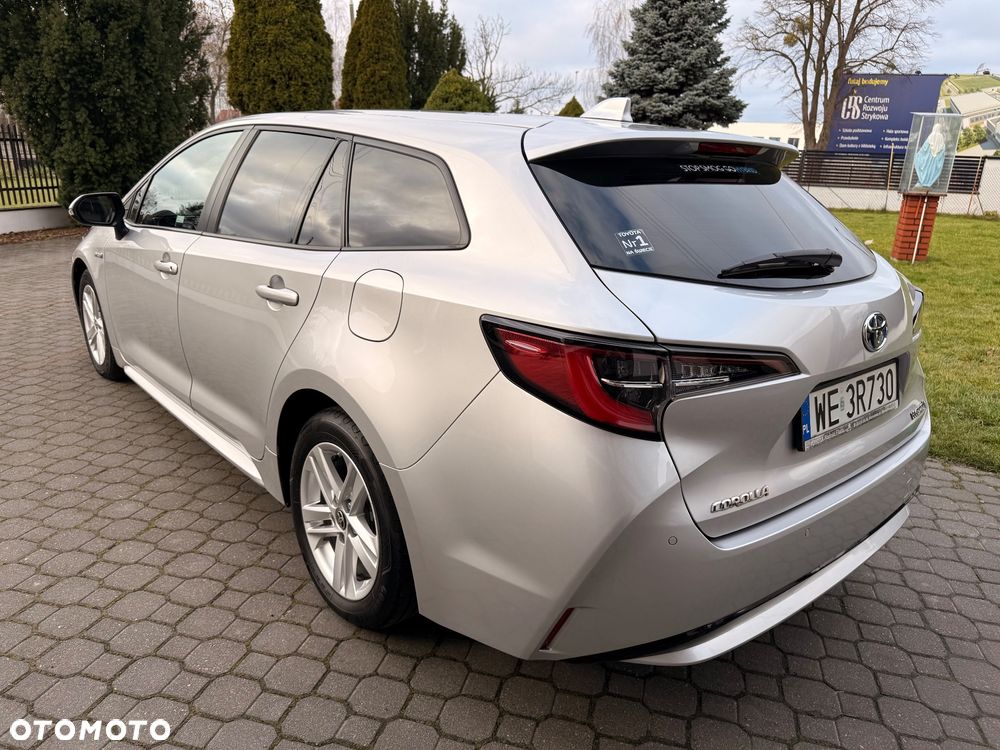 Toyota Corolla 1.8 Hybrid GPF Comfort - 9