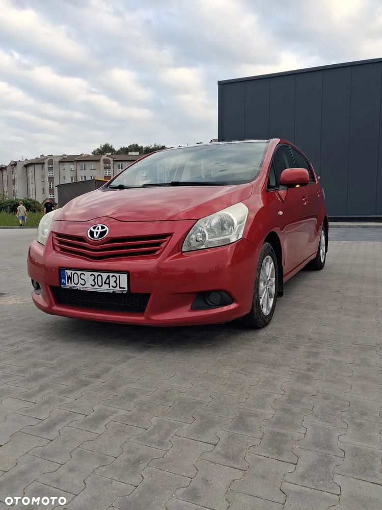 Toyota Verso 2.0 D-4D - 1