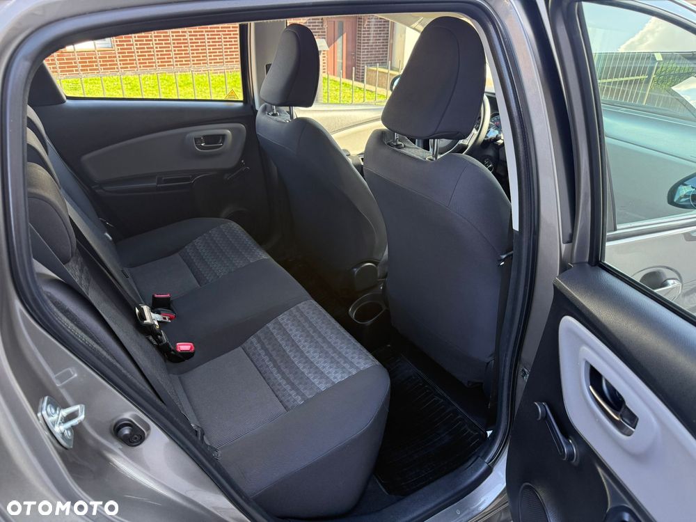 Toyota Yaris 1.33 VVT-i Executive - 19