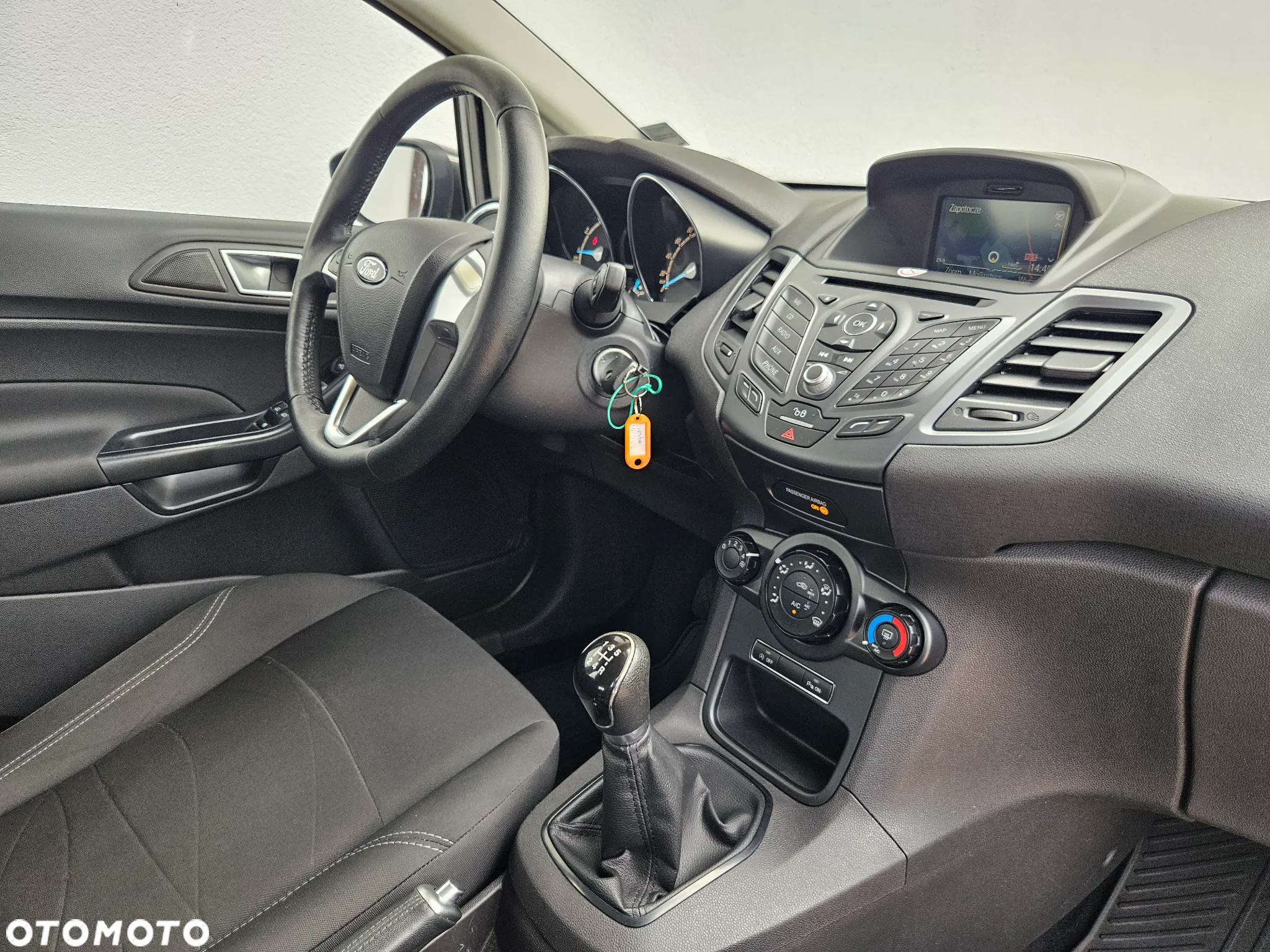 Ford Fiesta 1.0 EcoBoost S&S TITANIUM - 35