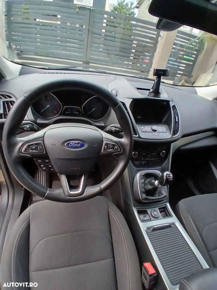 Ford Kuga 1.5 EcoBoost 2WD Trend - 18