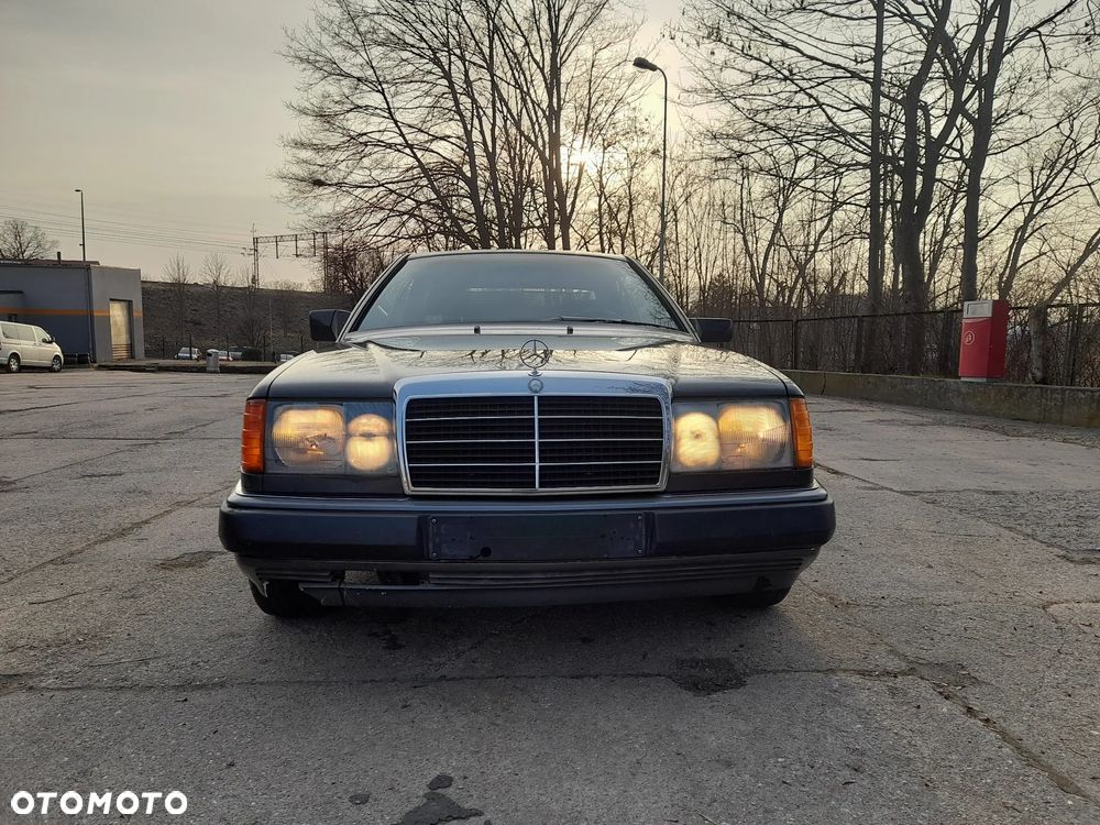 Mercedes-Benz W124 (1984-1993) - 2