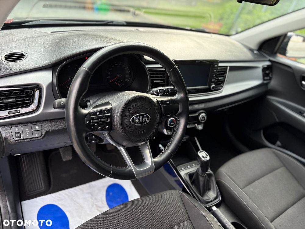 Kia Rio - 21