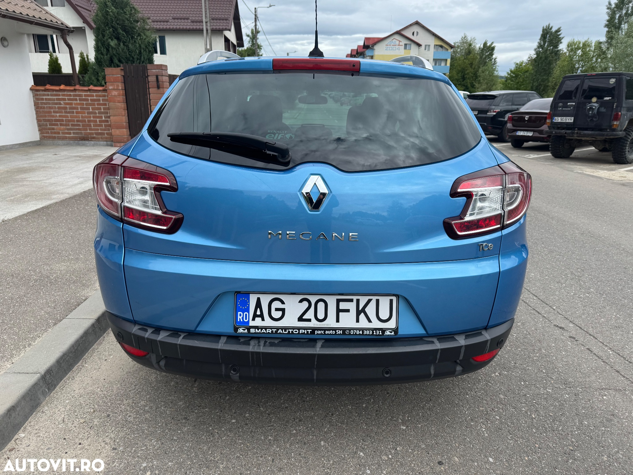 Renault Megane ENERGY TCe 130 BOSE EDITION - 11