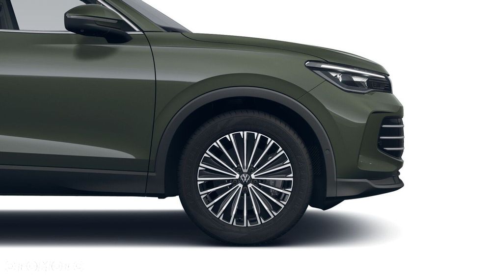 Volkswagen Tiguan - 8