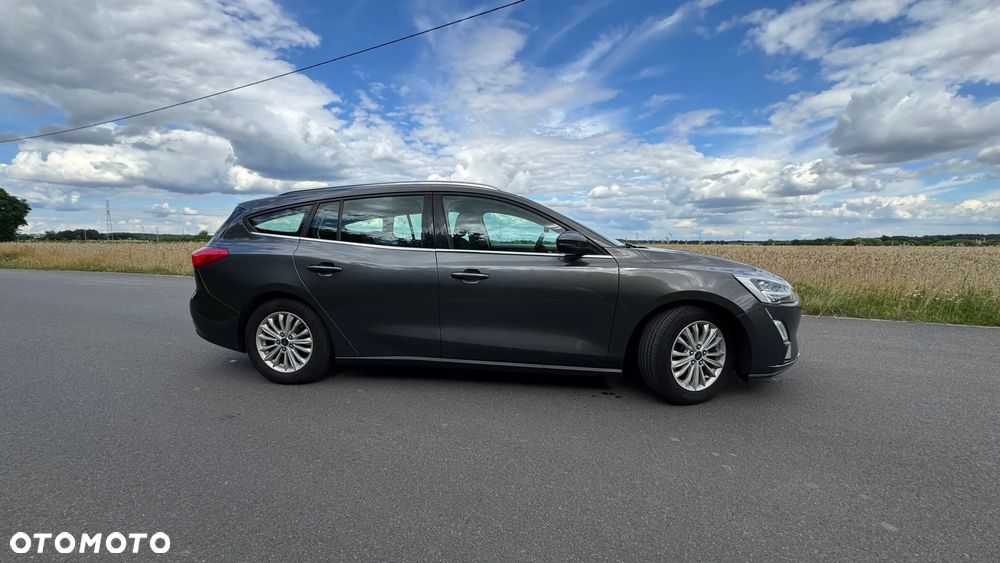 Ford Focus 2.0 TDCi Titanium ASS - 5