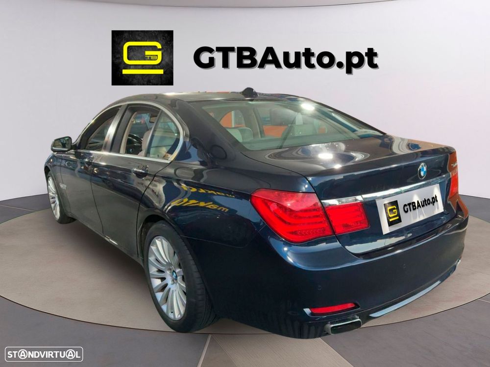 BMW 740 - 11