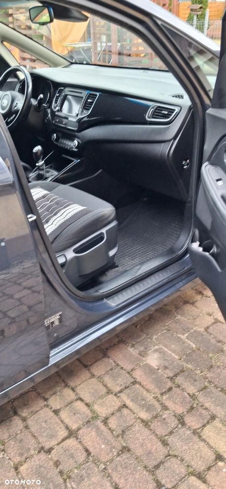 Kia Carens 1.6 GDI Business Line EU6 - 16