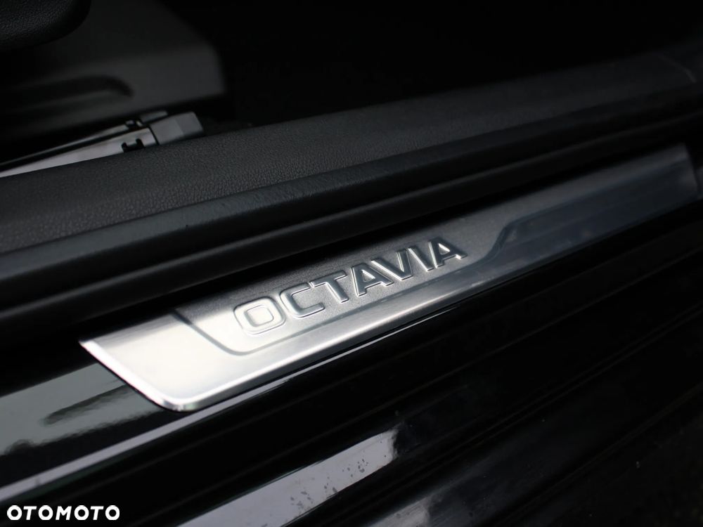 Skoda Octavia 2.0 TDI Edition 130 Selection DSG - 21
