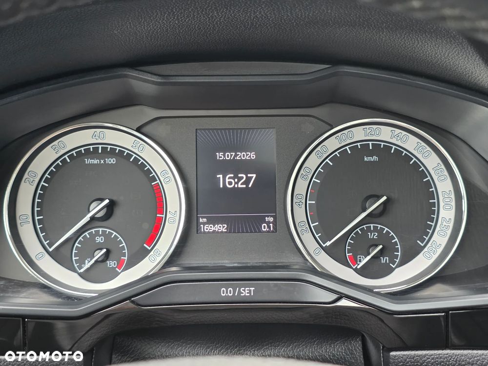 Skoda Superb 2.0 TSI 4x4 L&K DSG - 19