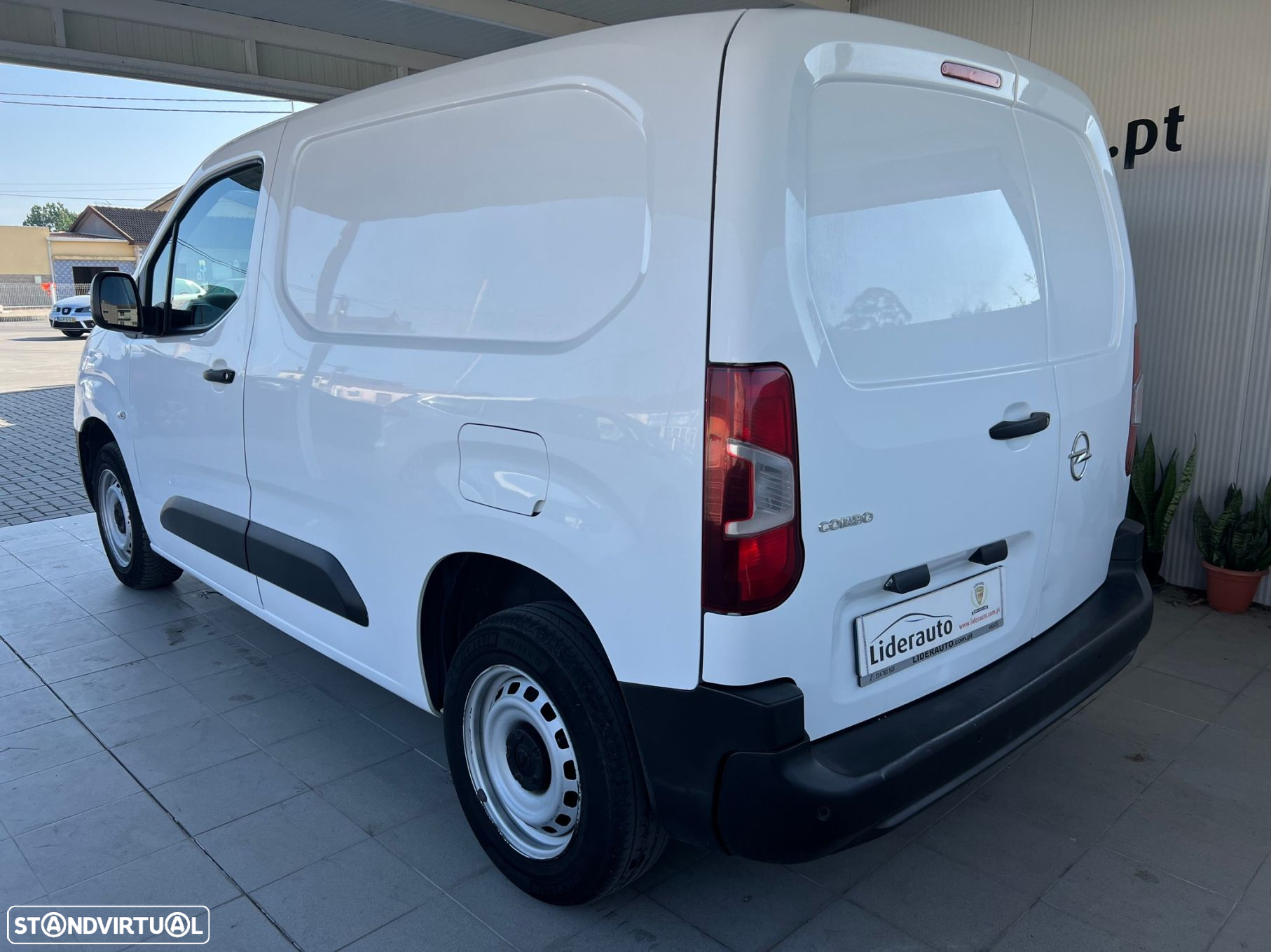 Opel Combo Cargo 1.5 CDTi L1H1 Enjoy - 4