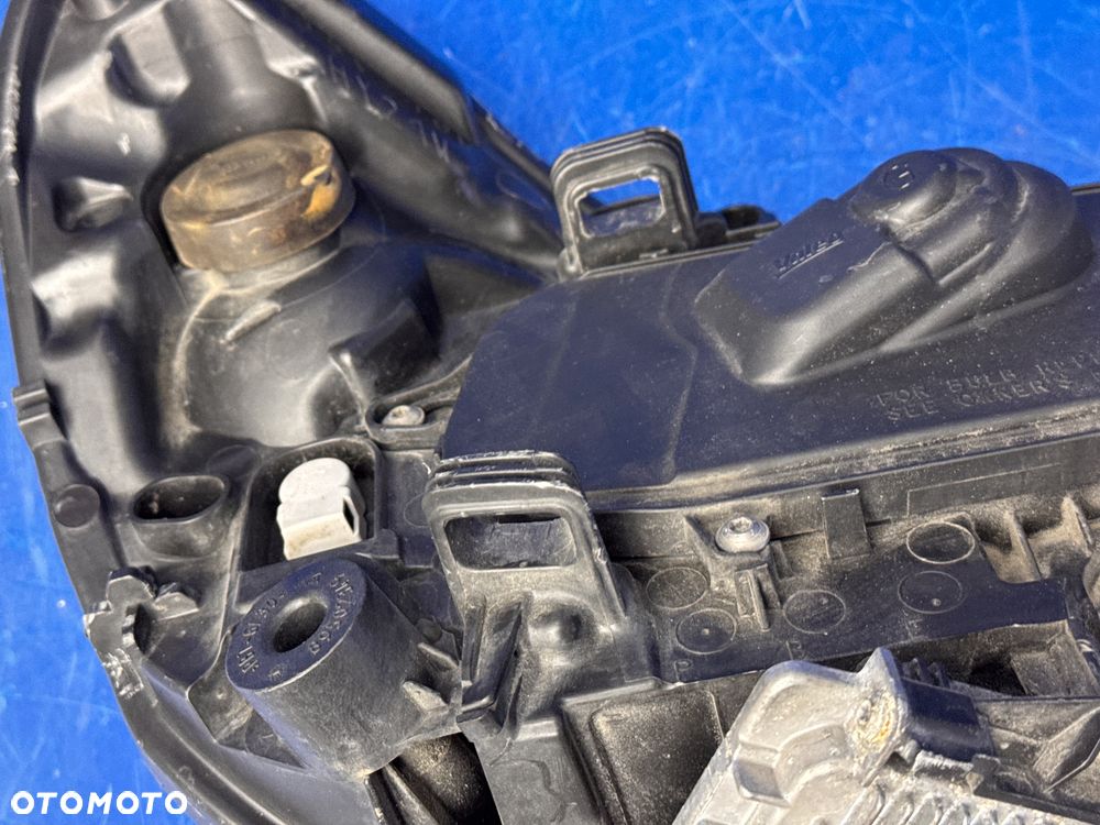 BI XENON VOLVO S60 V60 SKRĘTNA EUROPA BDB KOMPLETNA - 8