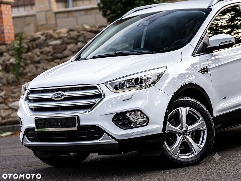Ford Kuga 1.5 EcoBoost 4x4 Titanium - 32
