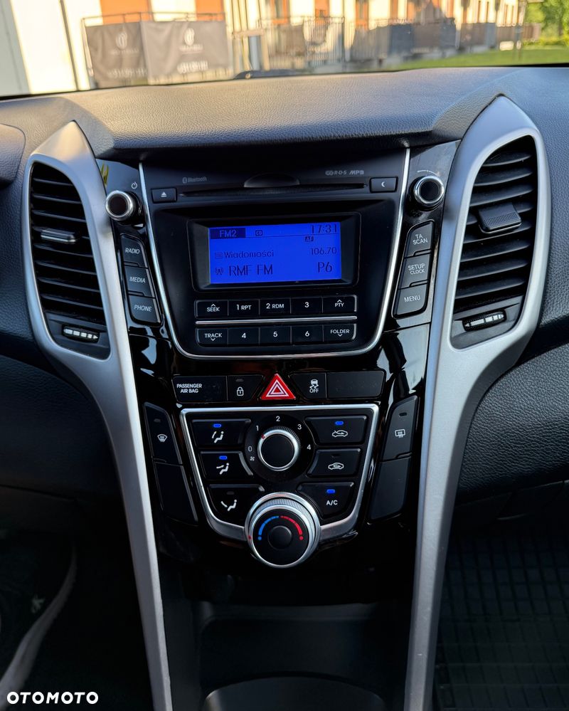 Hyundai i30 1.6 CRDi Style - 19