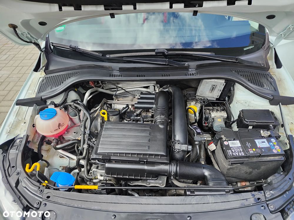 Skoda RAPID Spaceback 1.4 TSI DSG Monte Carlo - 31