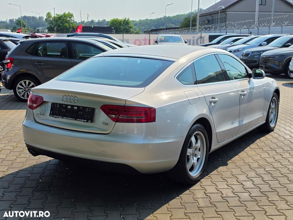 Audi A5 Coupé - 5
