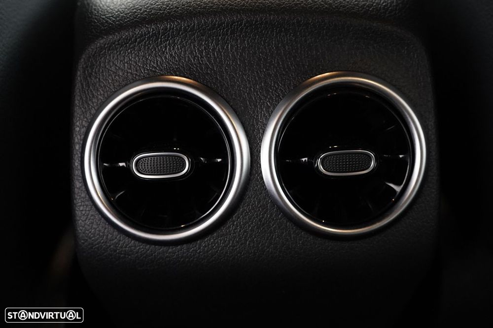 Mercedes-Benz GLB 180 d - 21