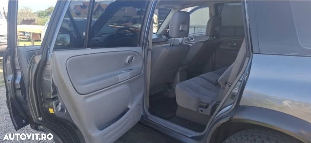 Suzuki Grand Vitara XL-7 2.0 TD - 7