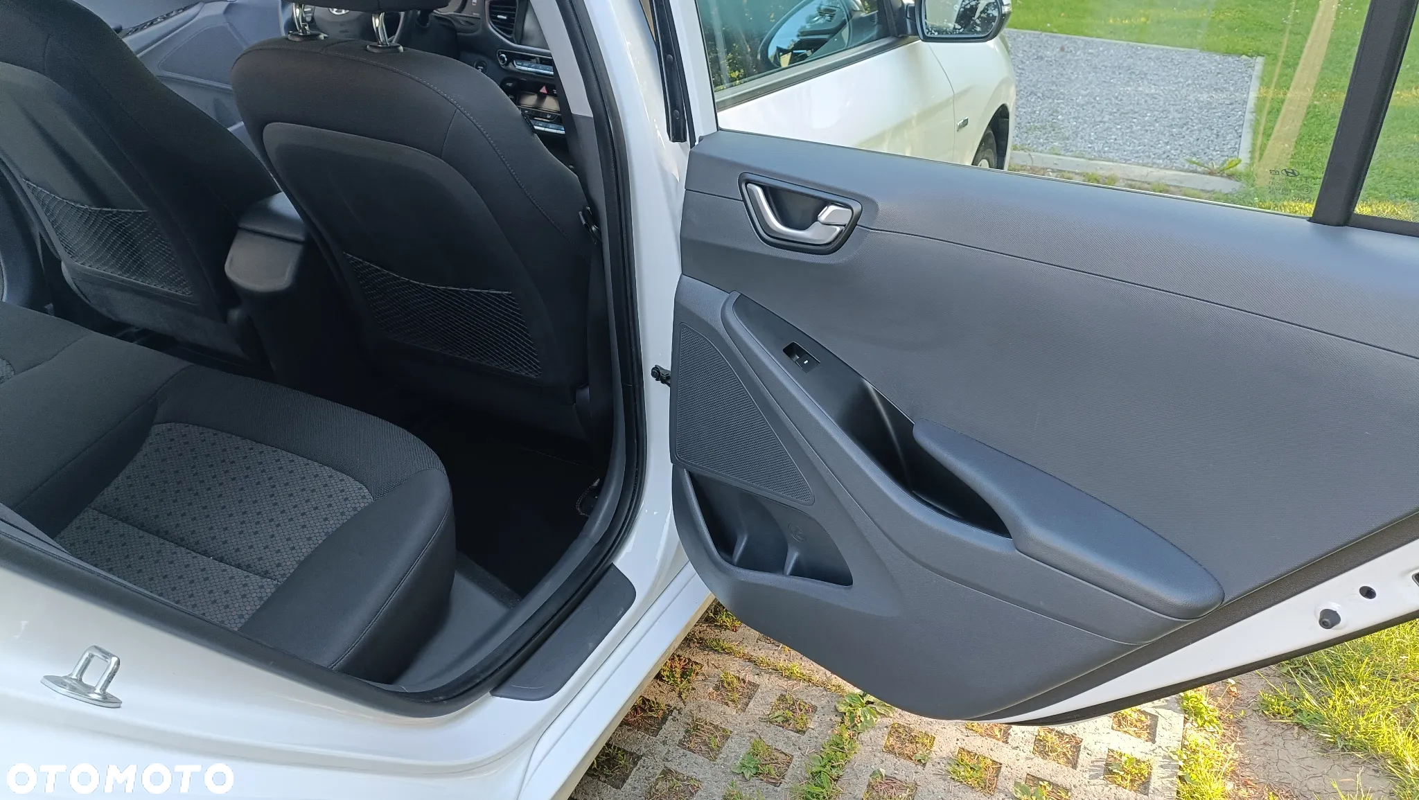 Hyundai IONIQ electric Premium - 8