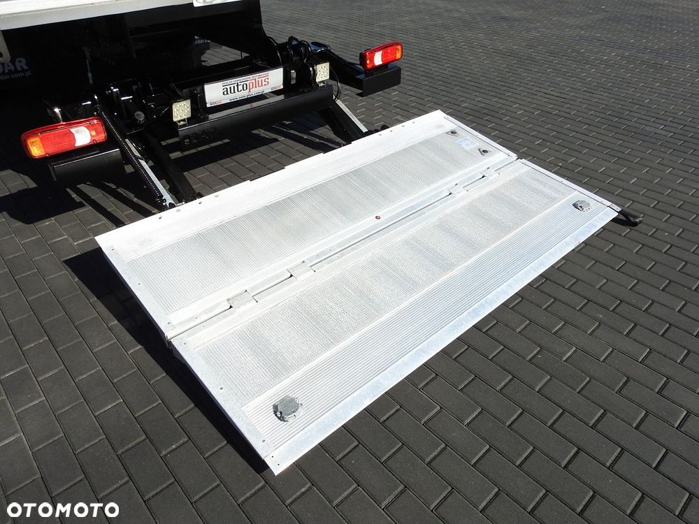 Iveco DAILY 70C18 KONTENER WINDA 14 PALET WEBASTO TEMPOMAT NAWIGACJA LEDY BLIŹNIACZE KOŁA KLIMATYZACJA  180KM - 25