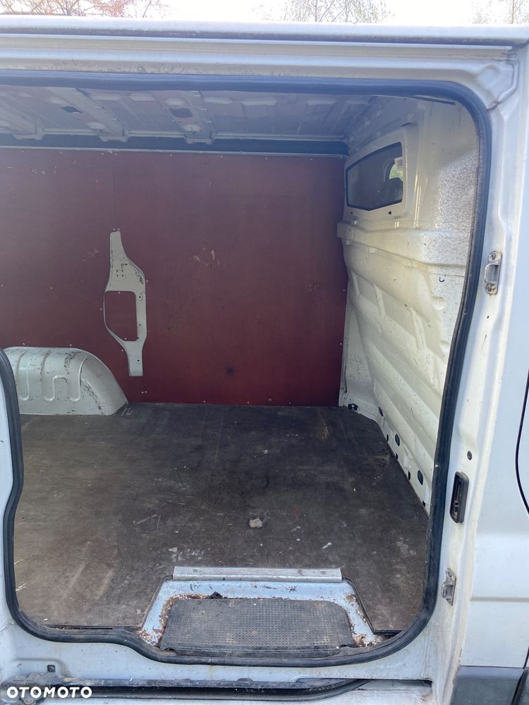 Renault Trafic Passenger Authentique - 9
