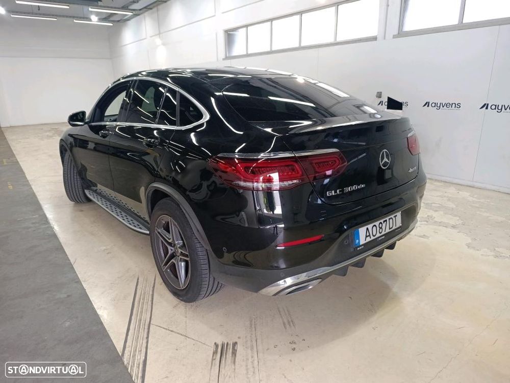 Mercedes-Benz GLC 300 e Coupé 4Matic - 3