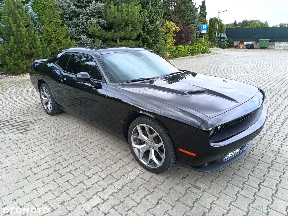 Dodge Challenger - 4