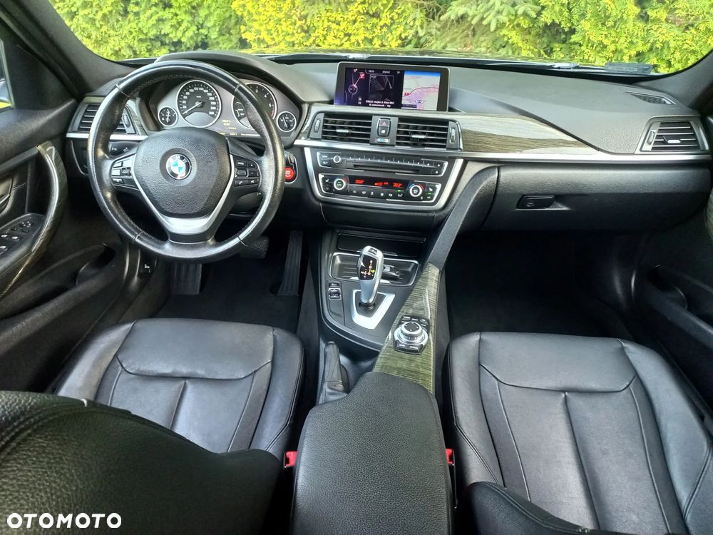 BMW Seria 3 330d Sport-Aut Luxury Line - 9