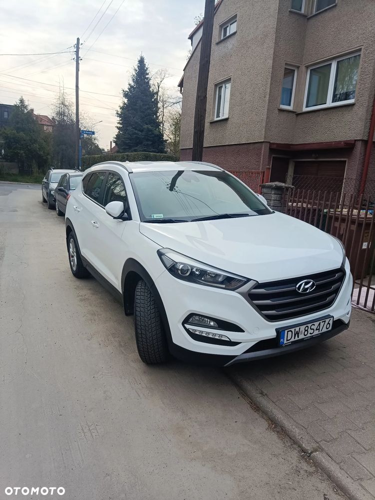 Hyundai Tucson 1.7 CRDI BlueDrive Comfort 2WD - 1
