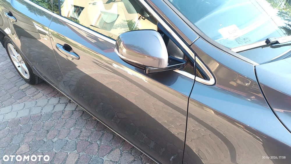 Volvo V40 T3 Momentum - 6