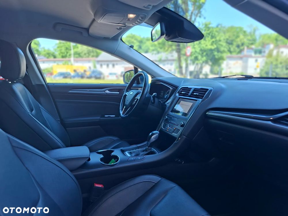 Ford Mondeo - 19