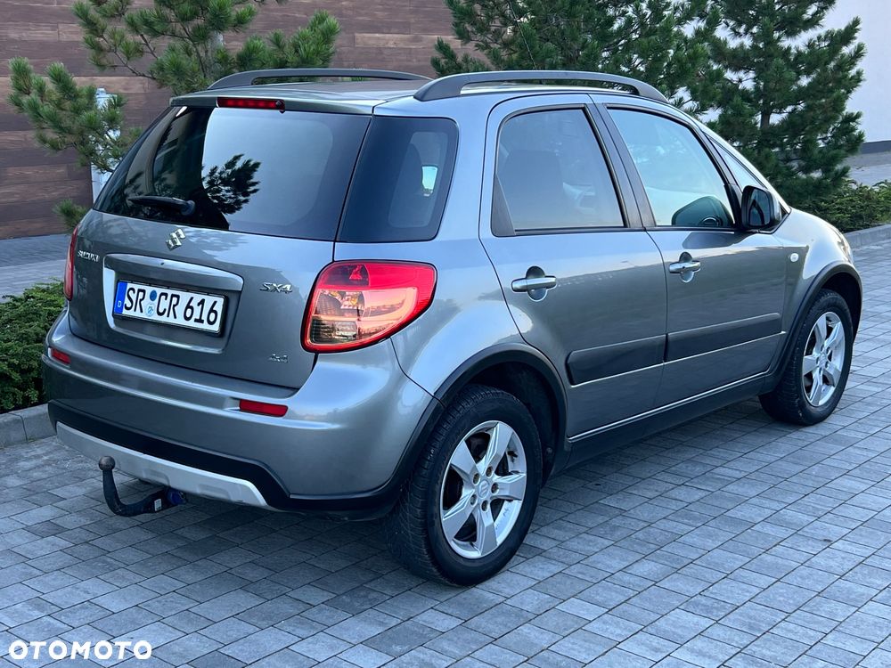 Suzuki SX4 1.6 VVT 4x4 Style - 4